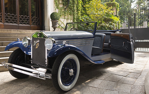 Unique Bespoke Experience - Lancia Dilambda