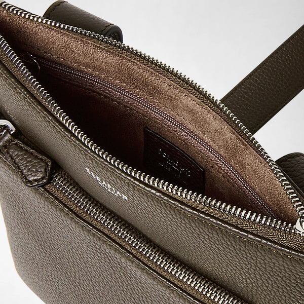Flat crossbody bag in cachemire leather - espresso