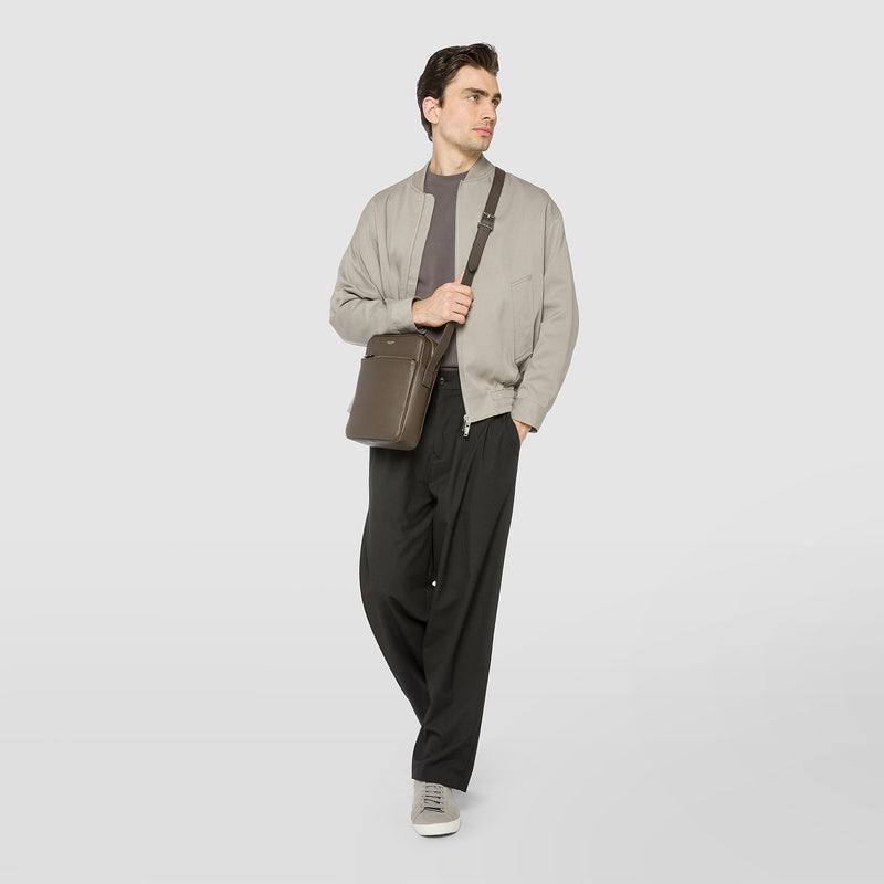 North south messenger in cachemire leather - espresso