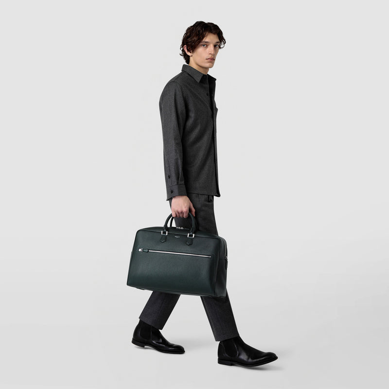Medium weekender in cachemire leather - navy blue
