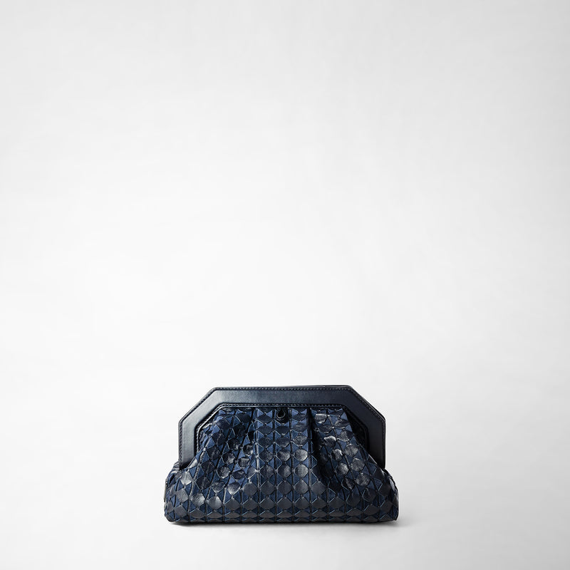 Frontal view: SECRET CLUTCH BAG IN MOSAICO displays a midnight blue nappa leather clutch with a geometric woven pattern and a structured, angular frame.