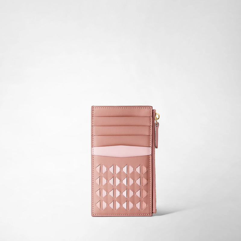 Frontal view: ZIP CARD CASE IN MOSAICO displays a blush pink leather card case with multiple card slots, a zipped pocket on the right, and a woven geometric mosaic pattern on the lower section.