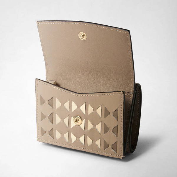 Front view of the MINI TRI-FOLD WALLET IN MOSAICO, opened, Sahara-colored mini wallet in soft nappa leather with graphic Mosaico pattern and snap button closure.