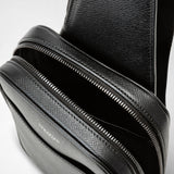 Evoluzioneレザー製スリングバックパック - eclipse black