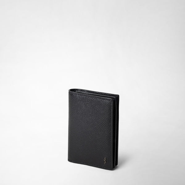 Frontal view: BUSINESS CARD CASE IN EVOLUZIONE LEATHER displays a compact, textured black leather card holder standing upright, with visible stitching and a small metallic logo in the corner.